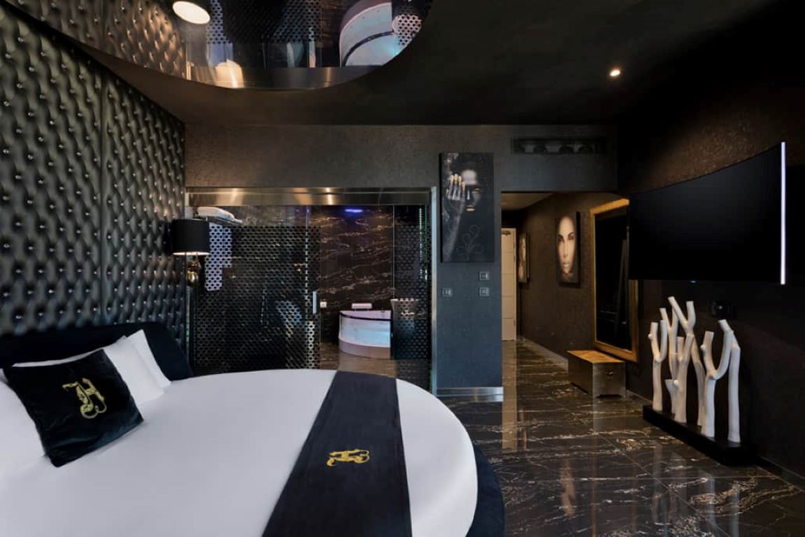 Hugo's Boutique Hotel-Signature đakuzi suite.jpg
