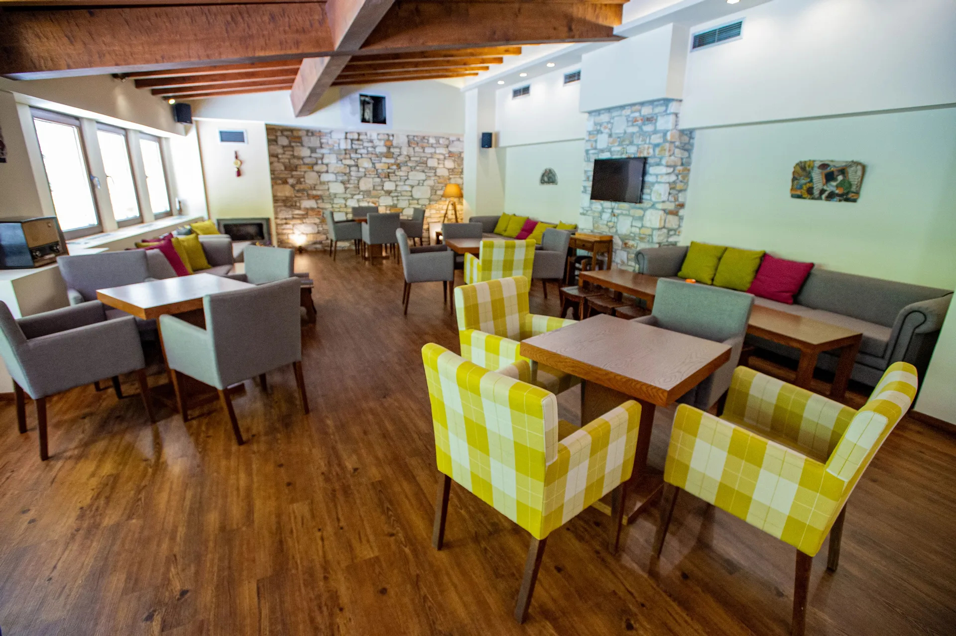 Manthos Mountain Resort & Spa lobi.jpg