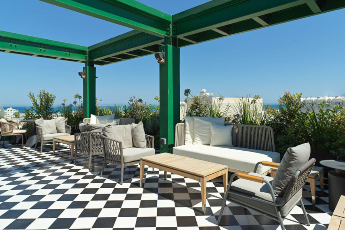 Liv The City Suites terasa.jpg