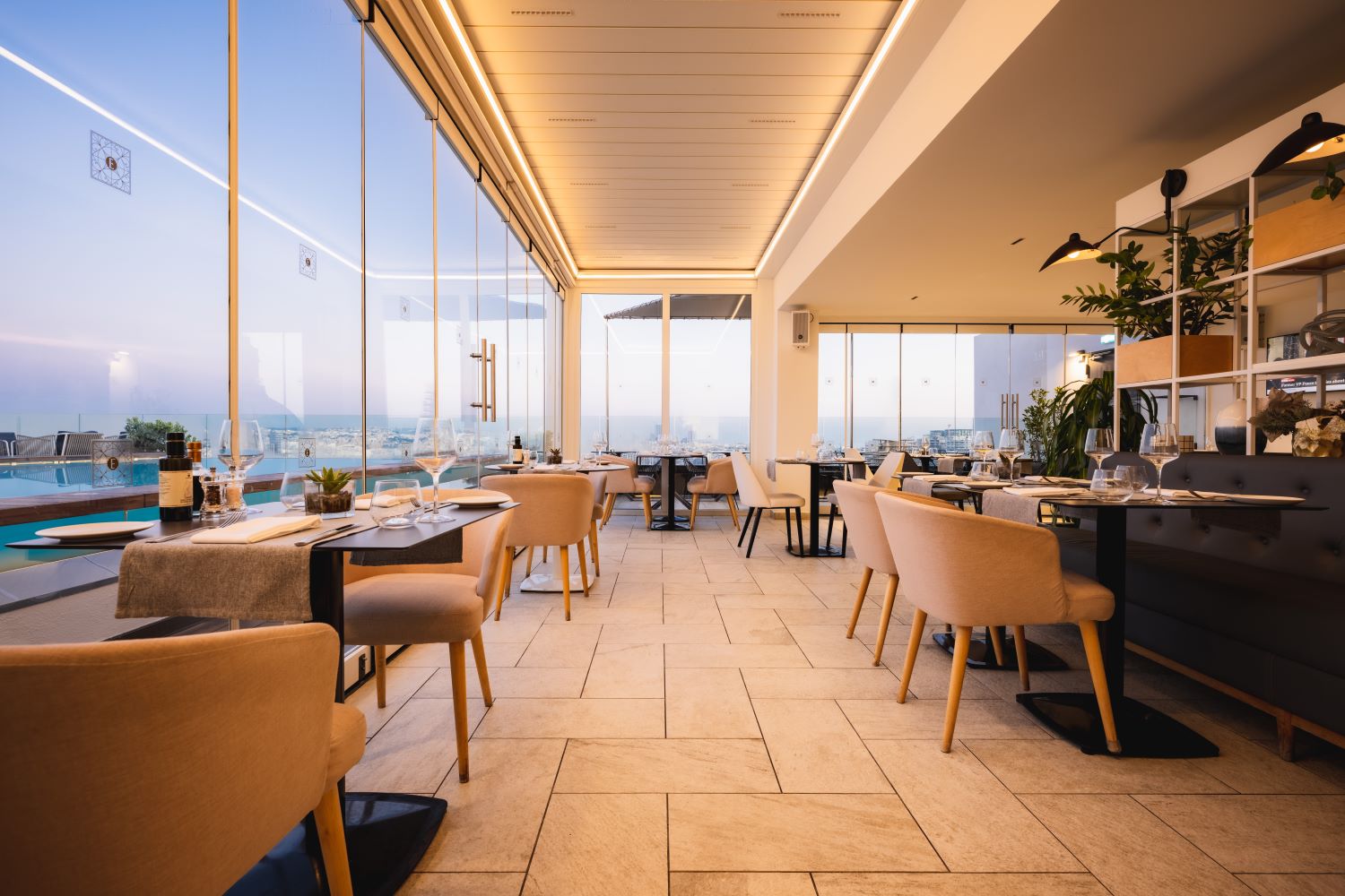 The Embassy Valletta Hotel-Restoran.jpg