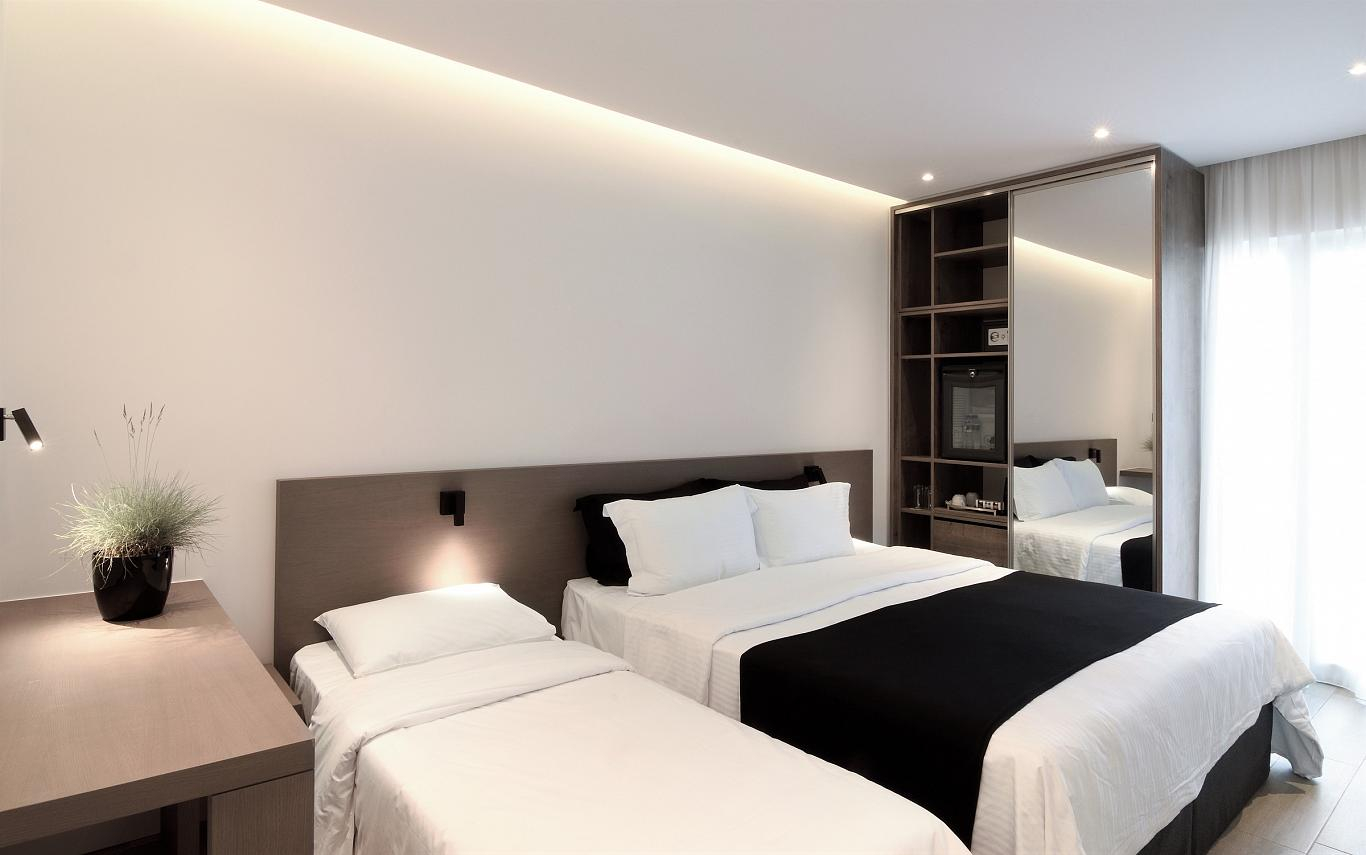 Posedion Athens trokrevetna soba