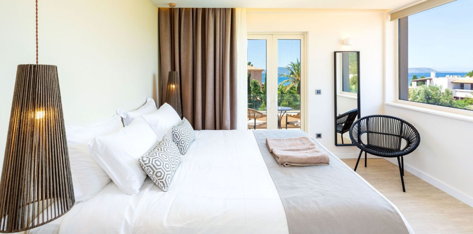 180 South Sea Side junior apartman spavaća soba