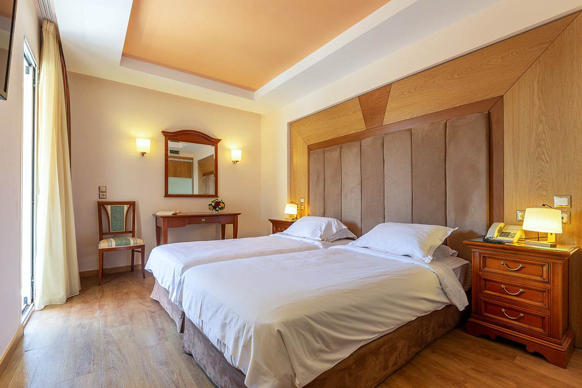 Hotel Oasis superior app.jpg