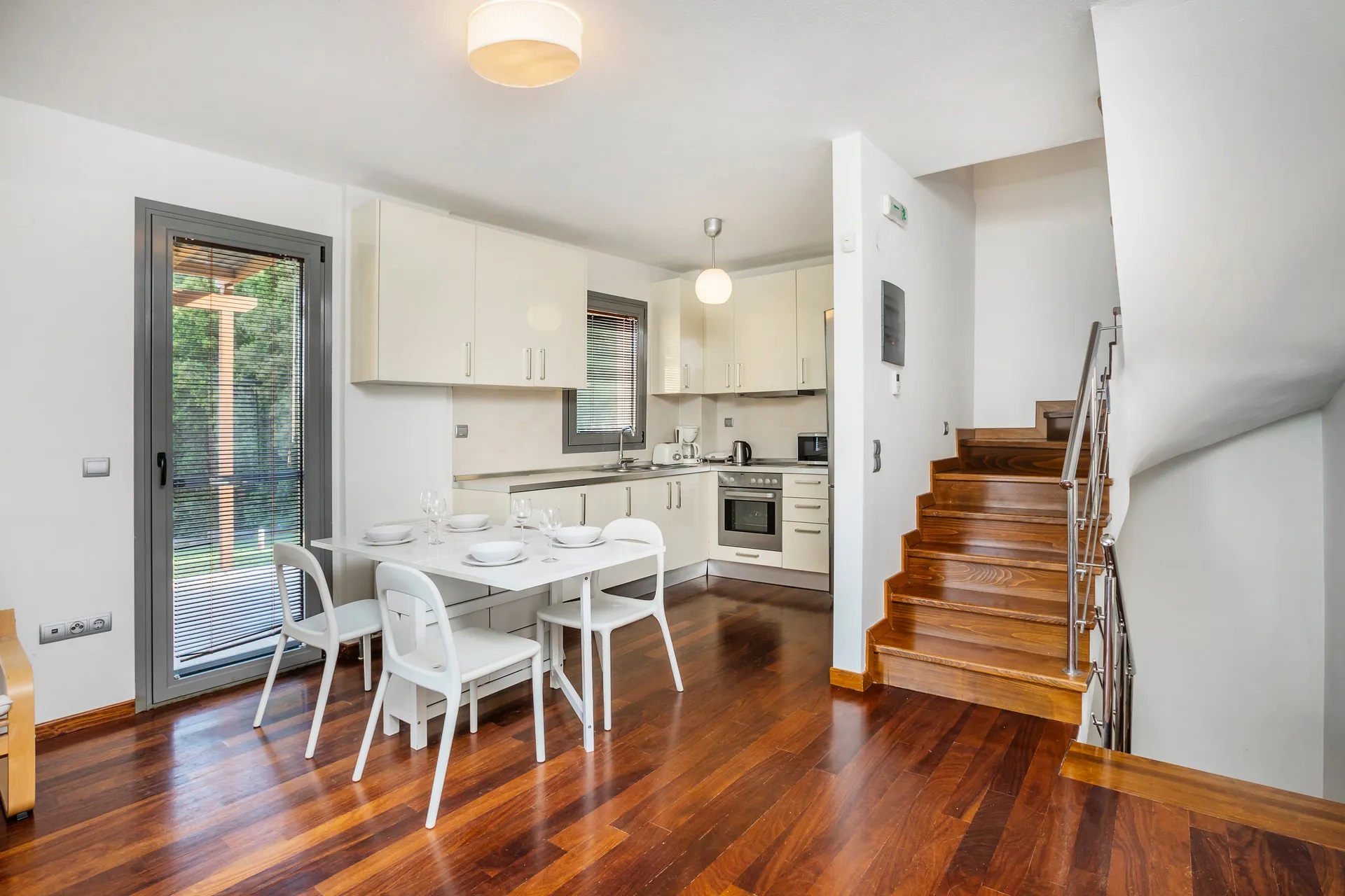 Beyond Residence-Trosobna vila kuhinja.jpg
