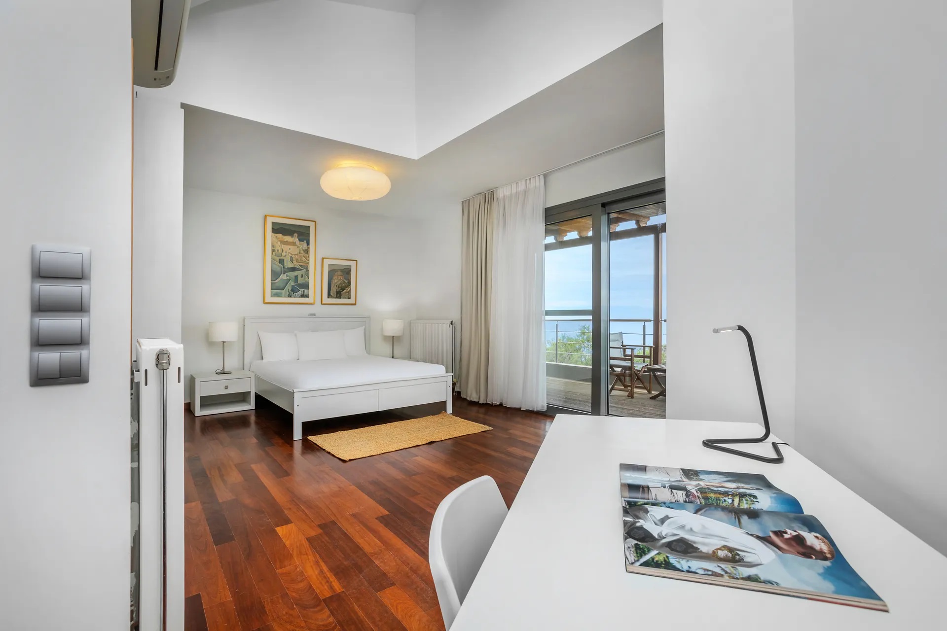 Beyond Residence-Villa privatni bazen spavaca soba.jpg