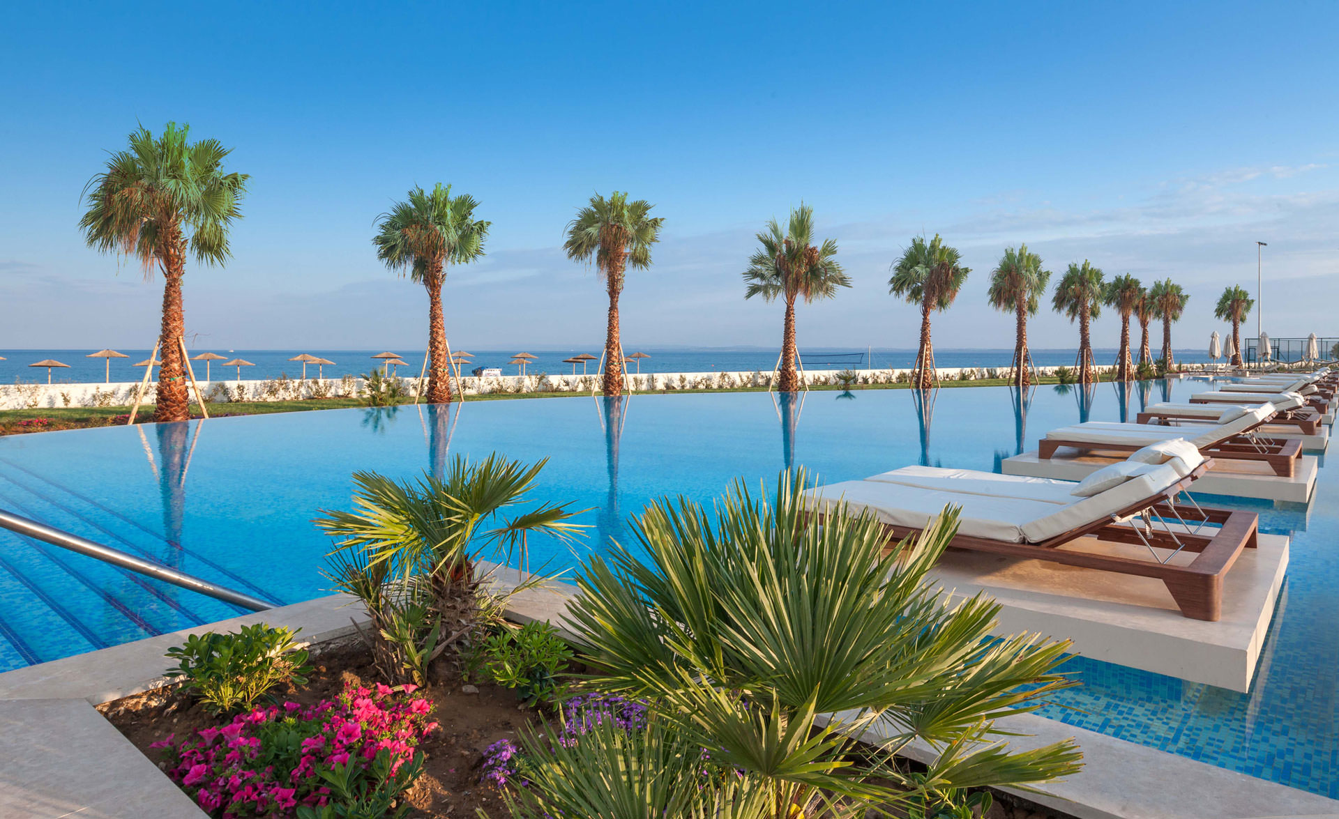 Blue Lagoon Palace-Bazen.jpg