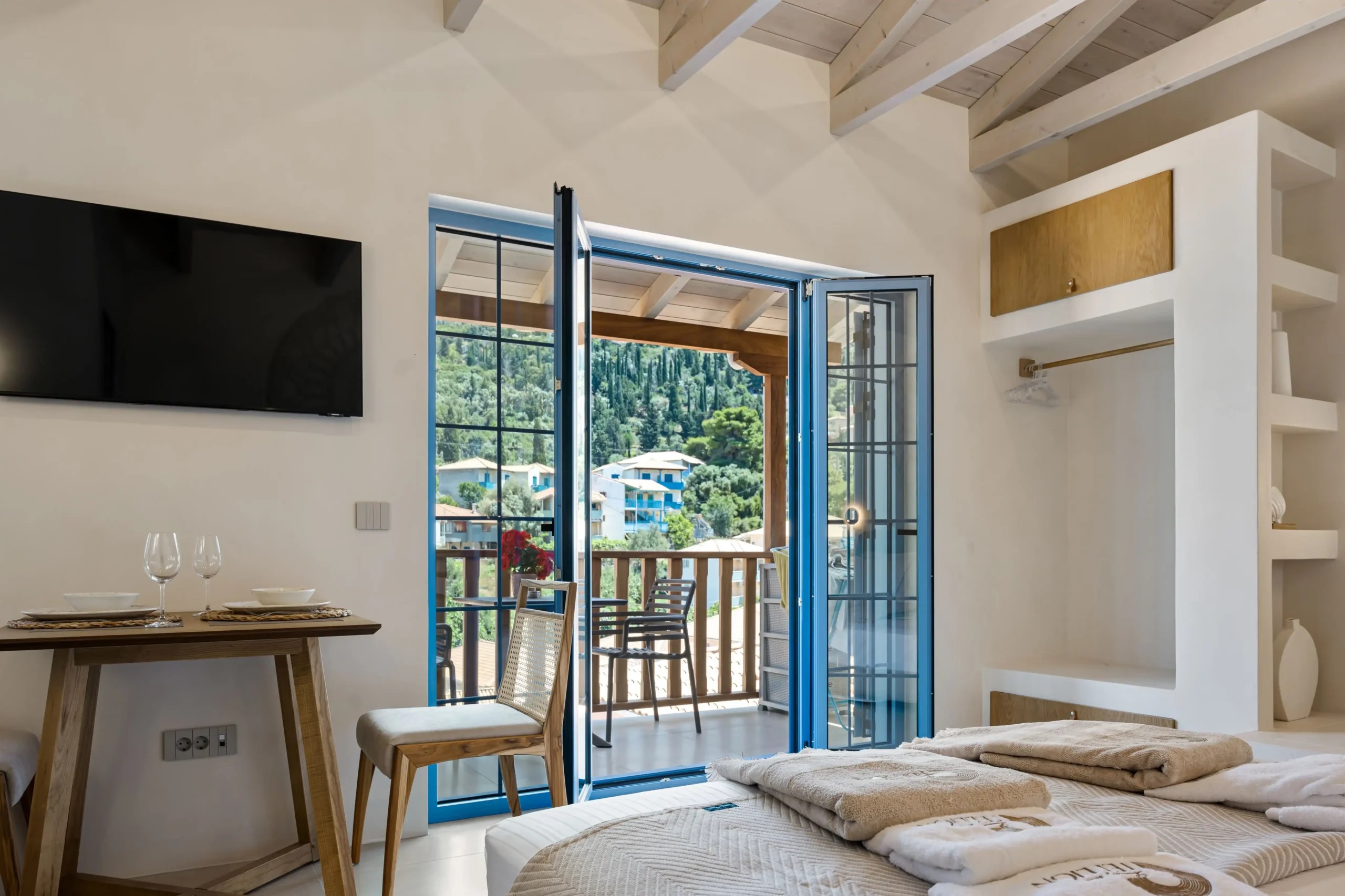 Tellion Suites-Junior suite.jpg