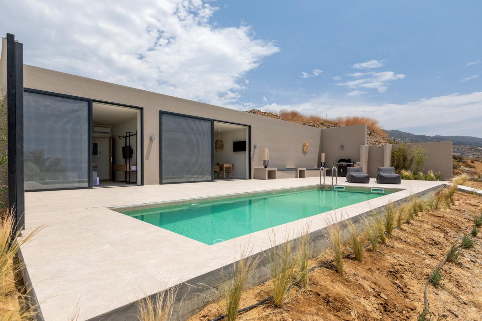 S Cave Villas Seaside Karystos bazen