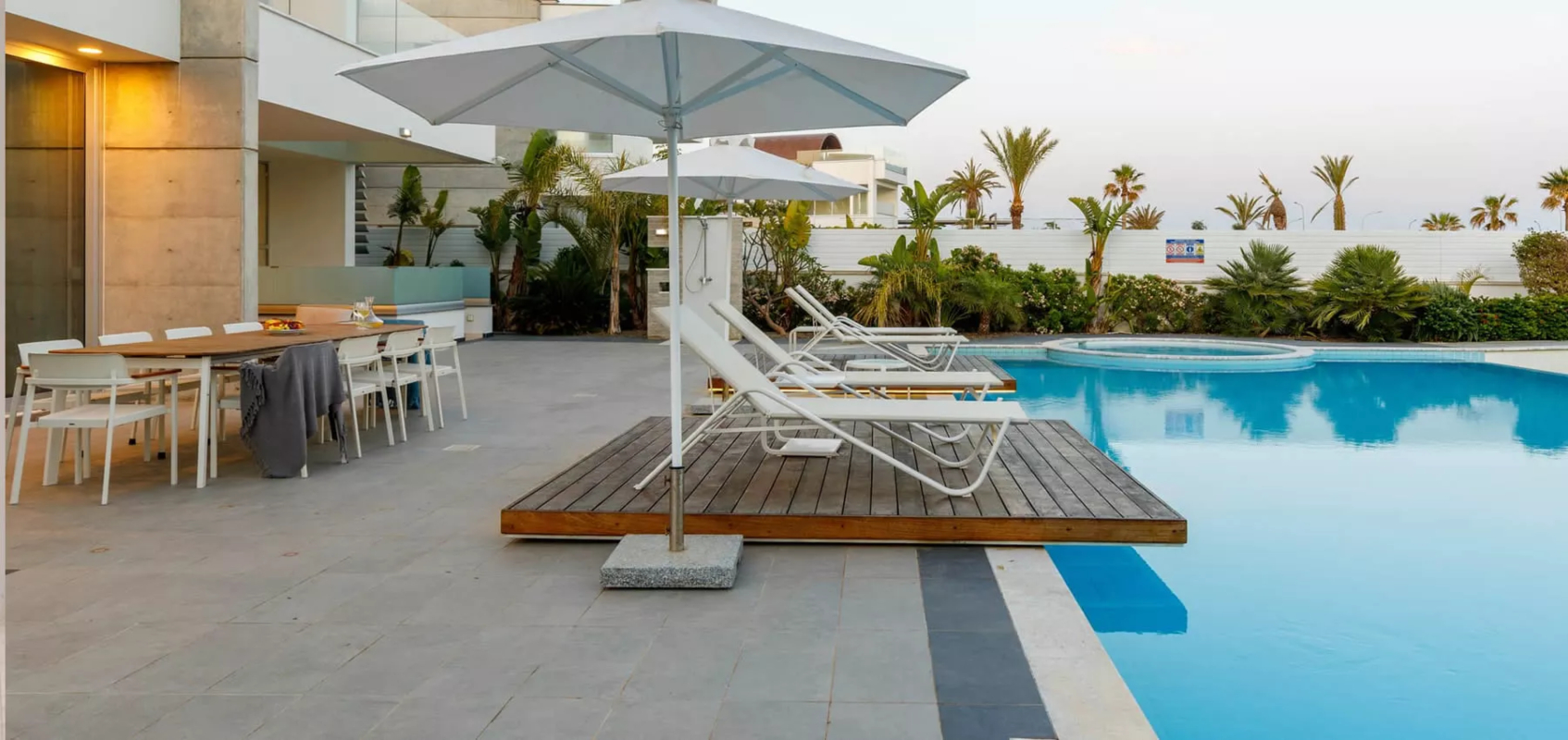 Tranquility Bachfront Villa bazen