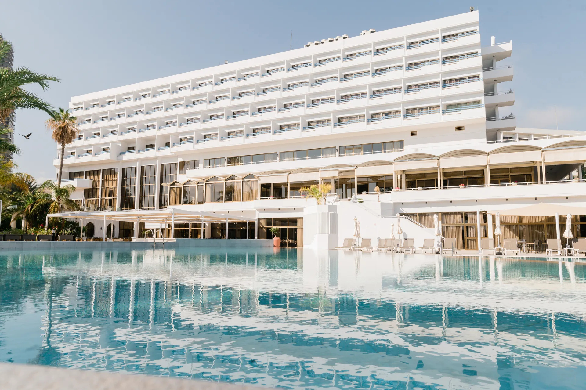 Elias Beach Hotel bazen.jpg