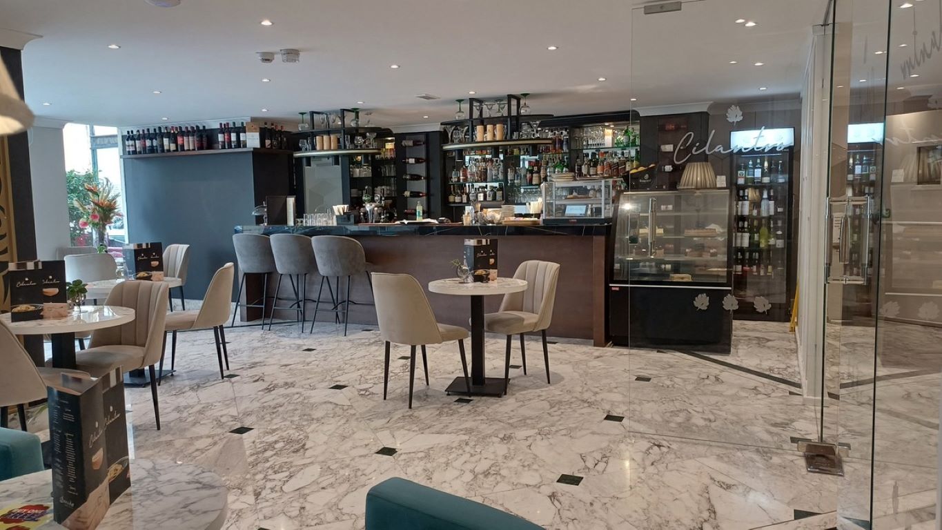 Hotel Soreda-Bar.jpg