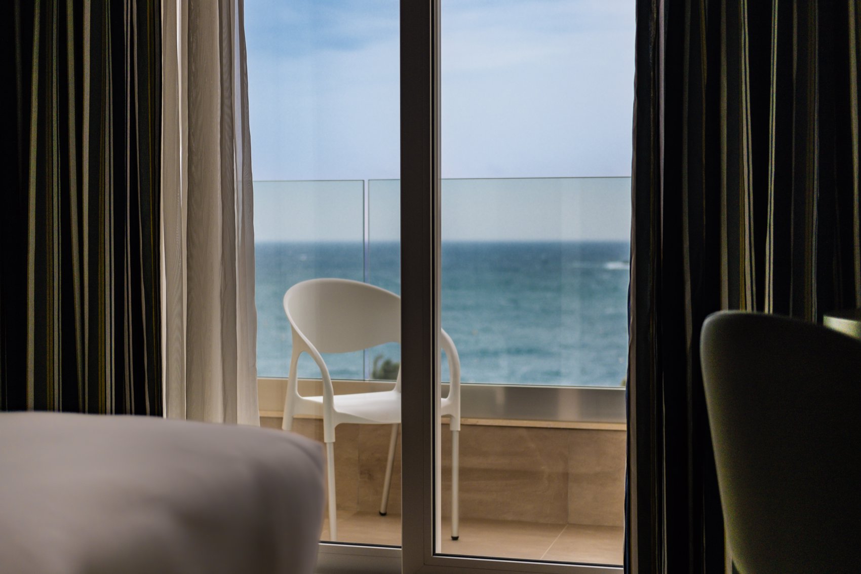 Qawra Palace Resort & Spa-Superior soba pogled more.jpg