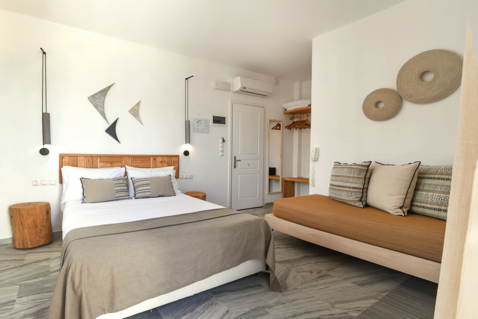 Paros Bay Hotel trokrevetna spavaća soba