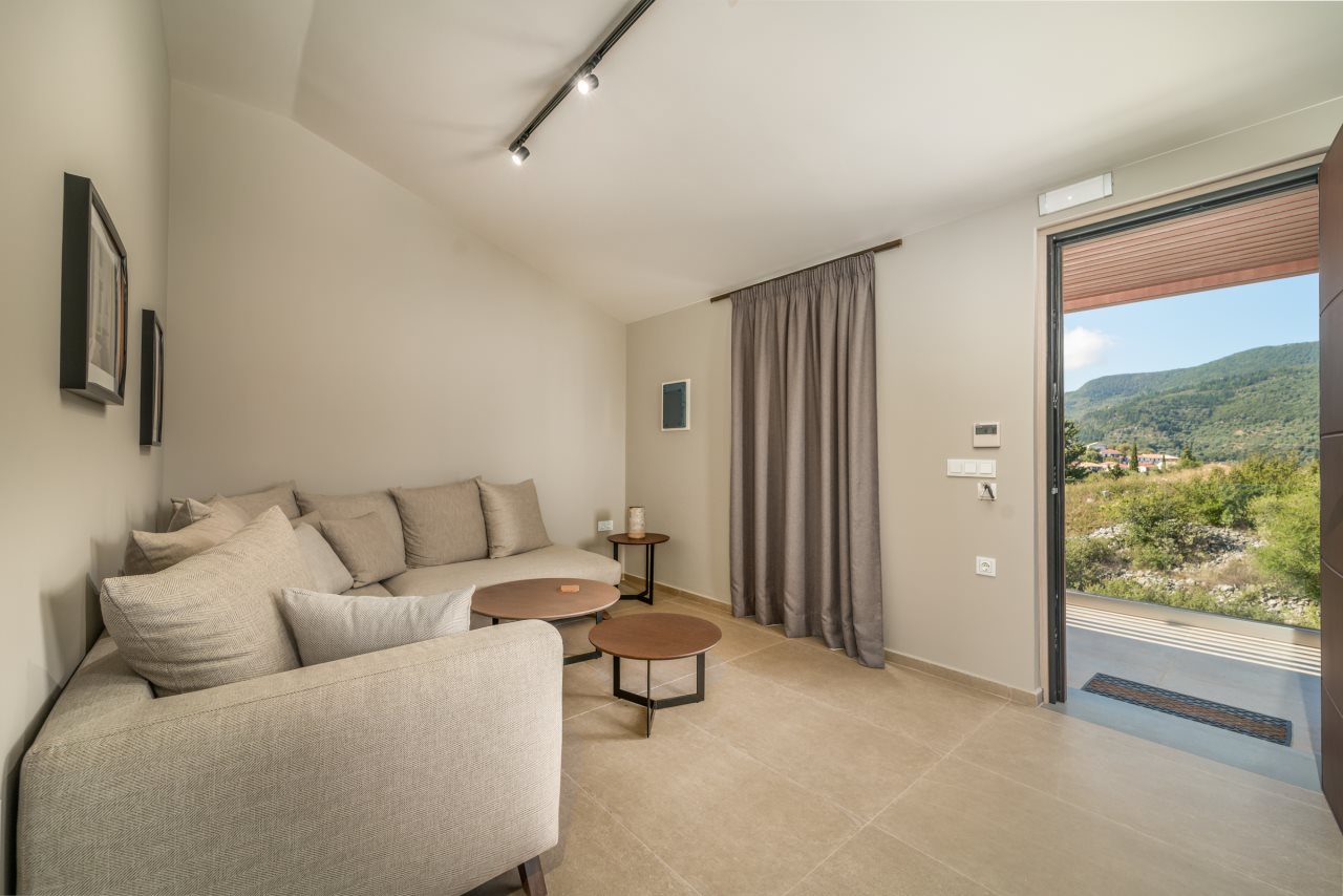 Katouna Suites penthouse apartman dnevni boravak.jpg