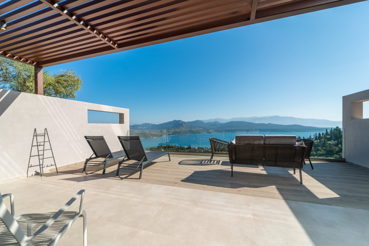 Katouna Suites superior apartman terasa.jpg