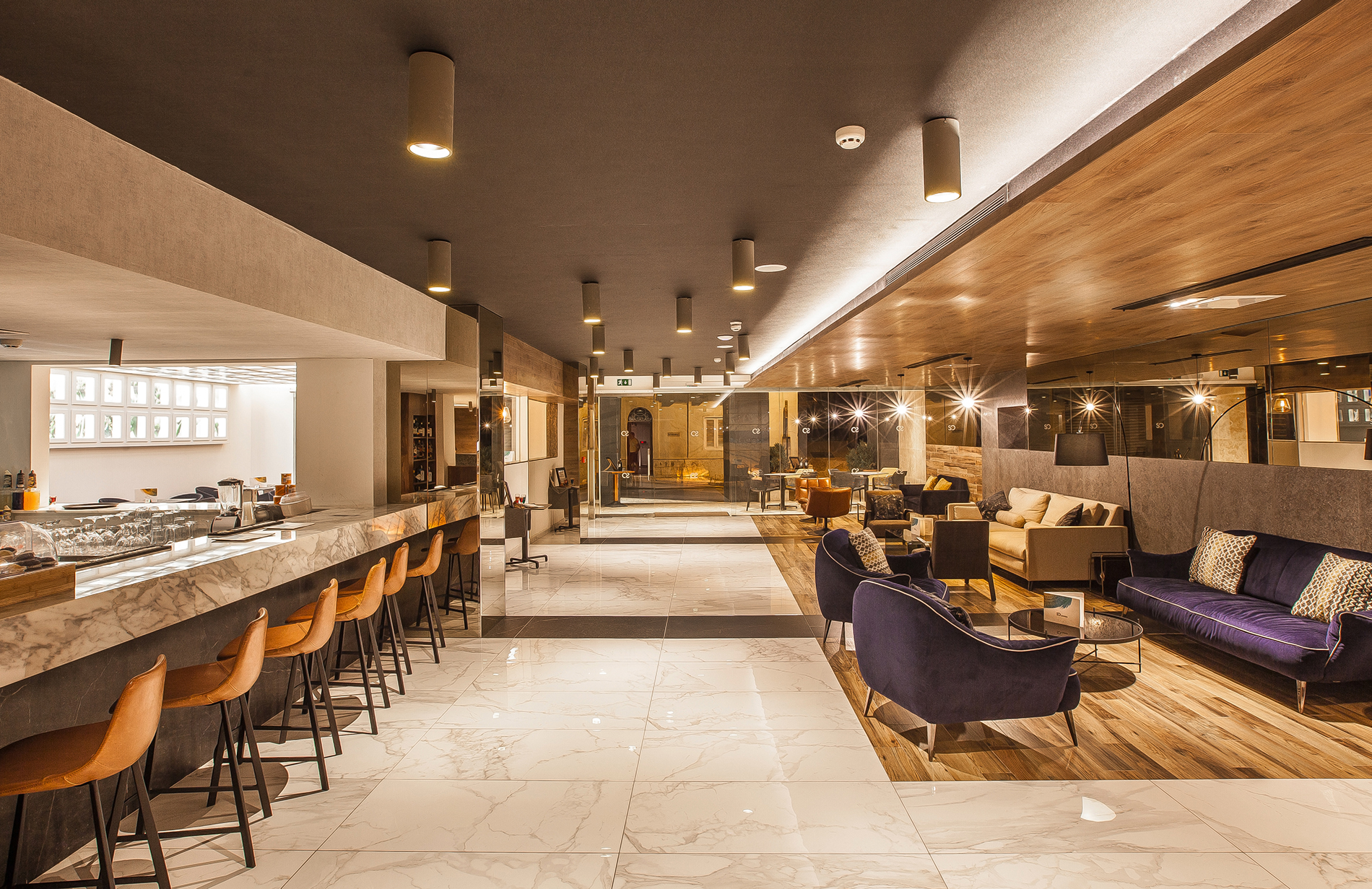 Solana Hotel and Spa-Lobby bar.jpg
