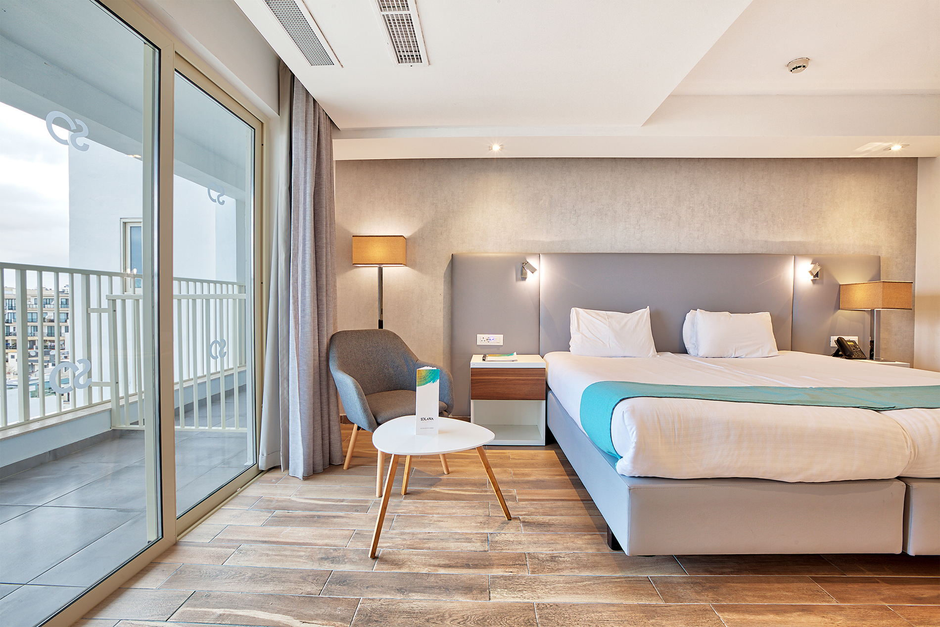Solana Hotel and Spa-Standardna soba panoramski pogled.jpg