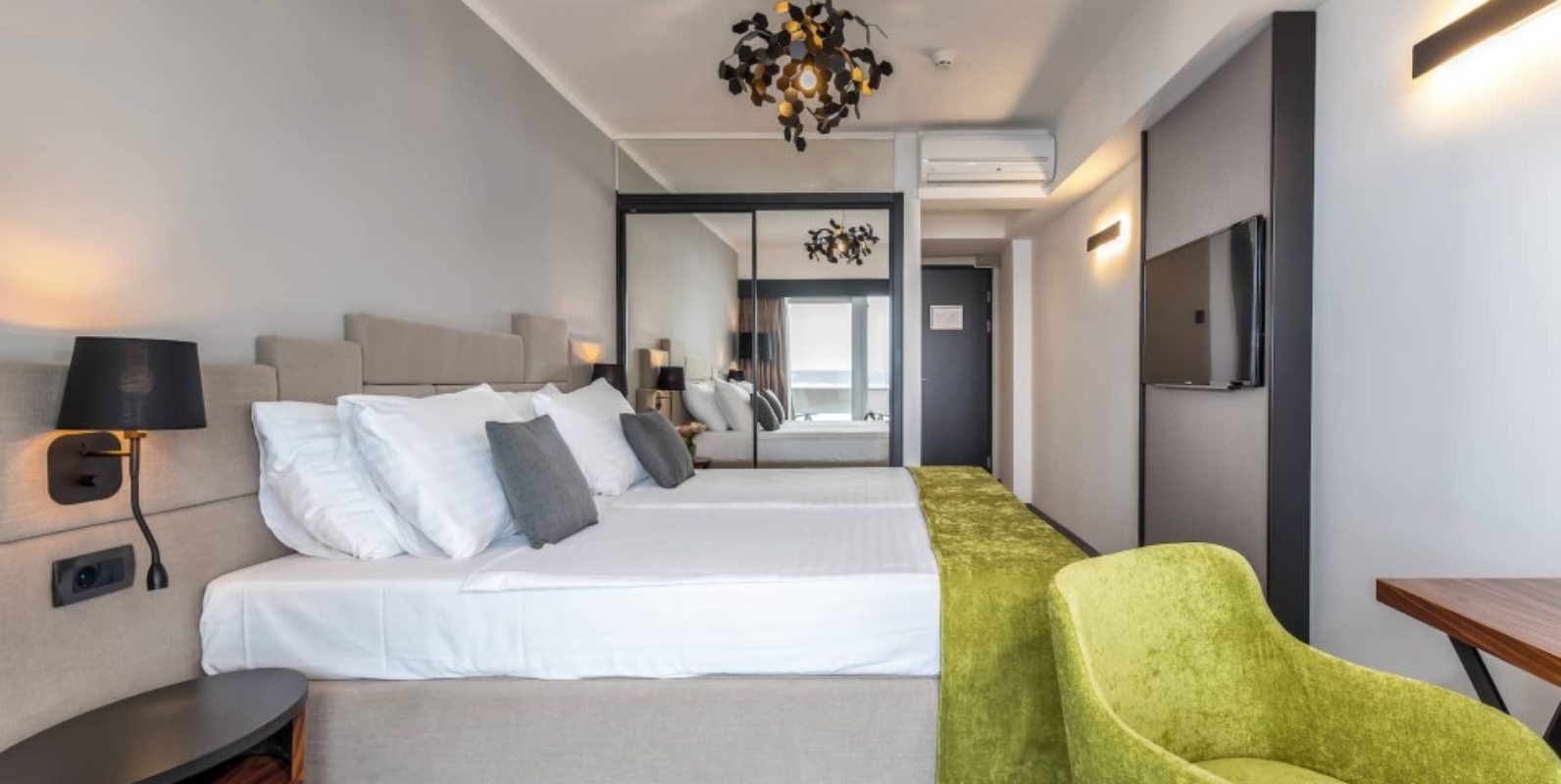 Hotel Omorika četvorokrevetna soba.jpg