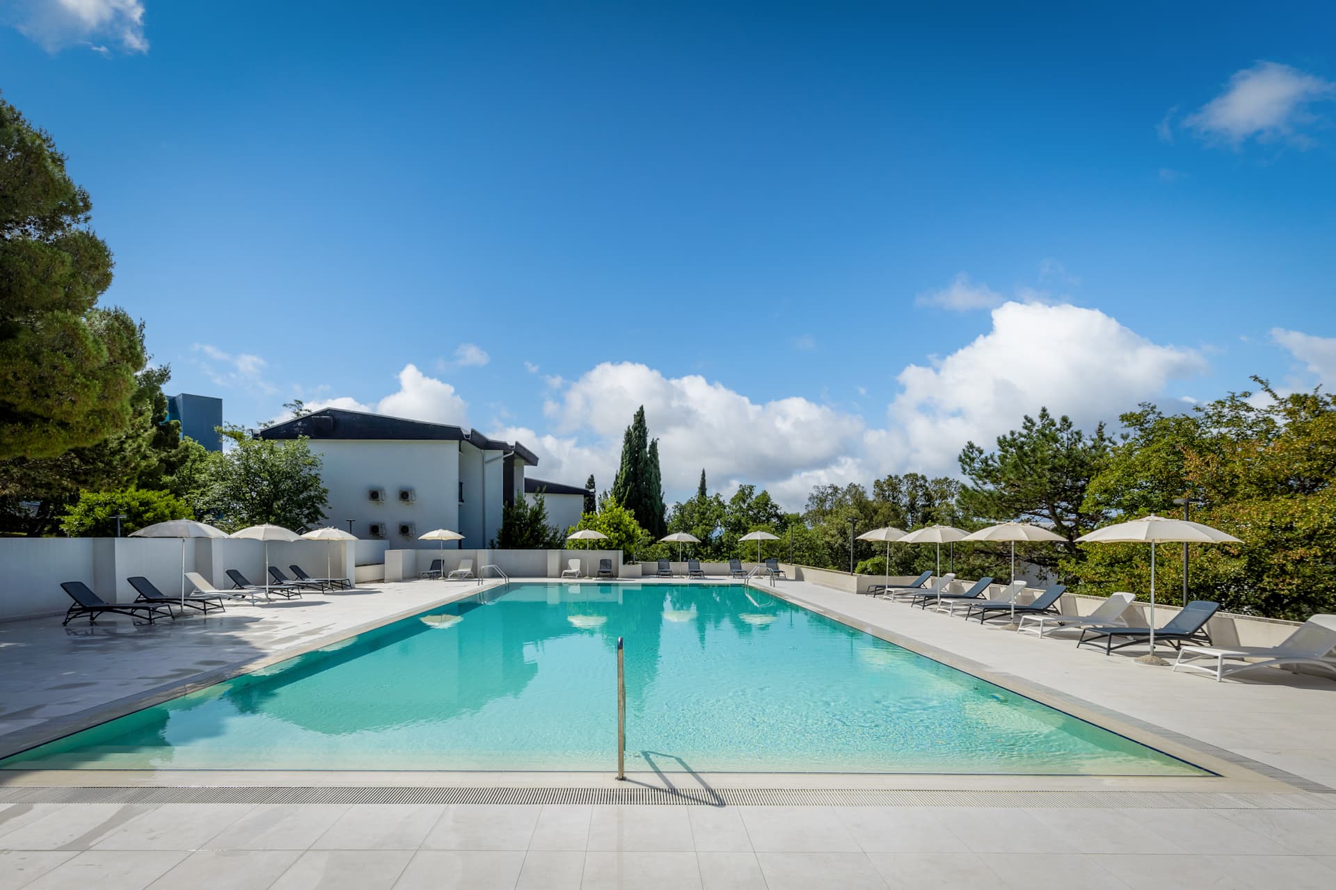Holiday Resort Ad Turres bazen.jpg