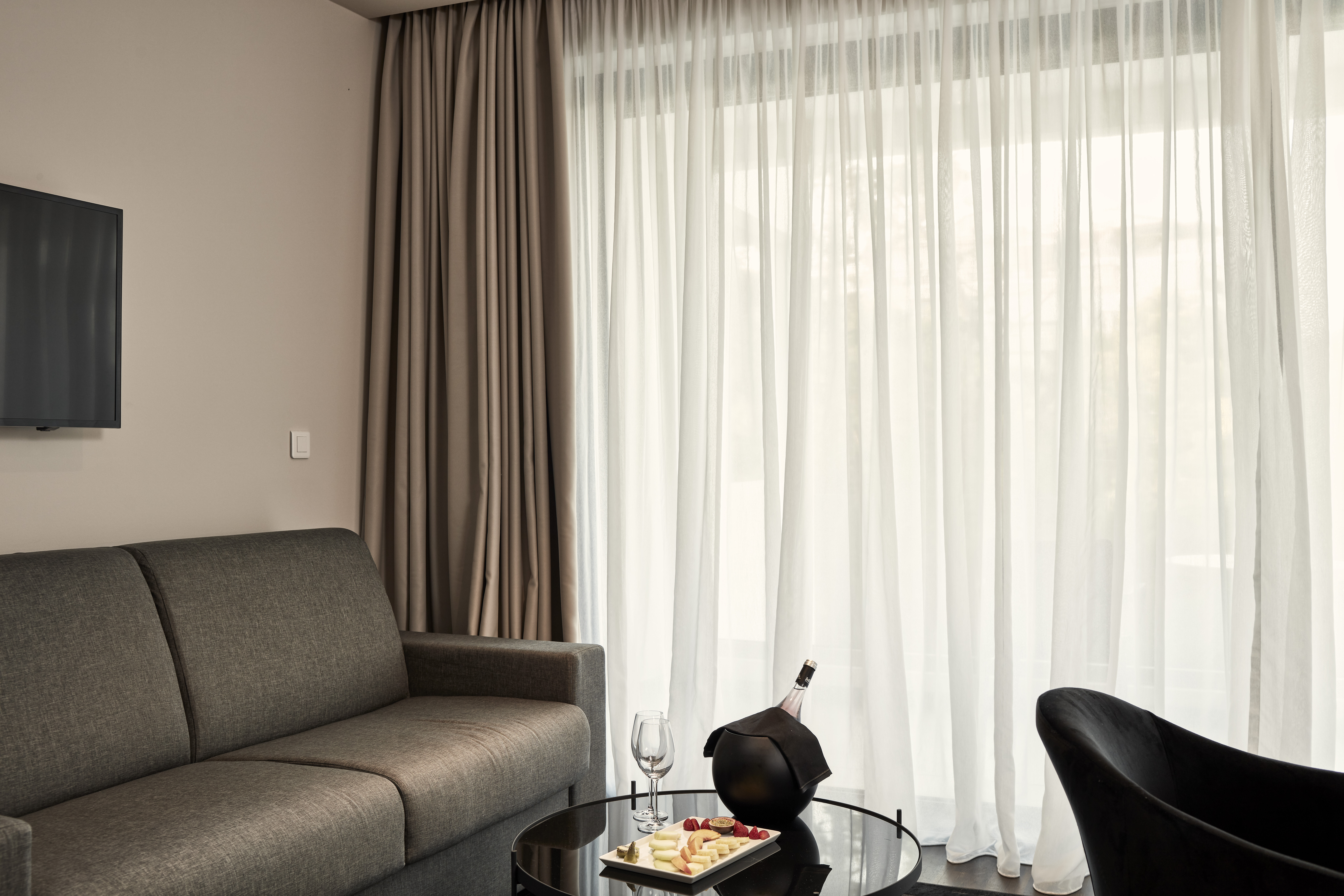 Azur Hotel Vouliagmeni dnevna soba