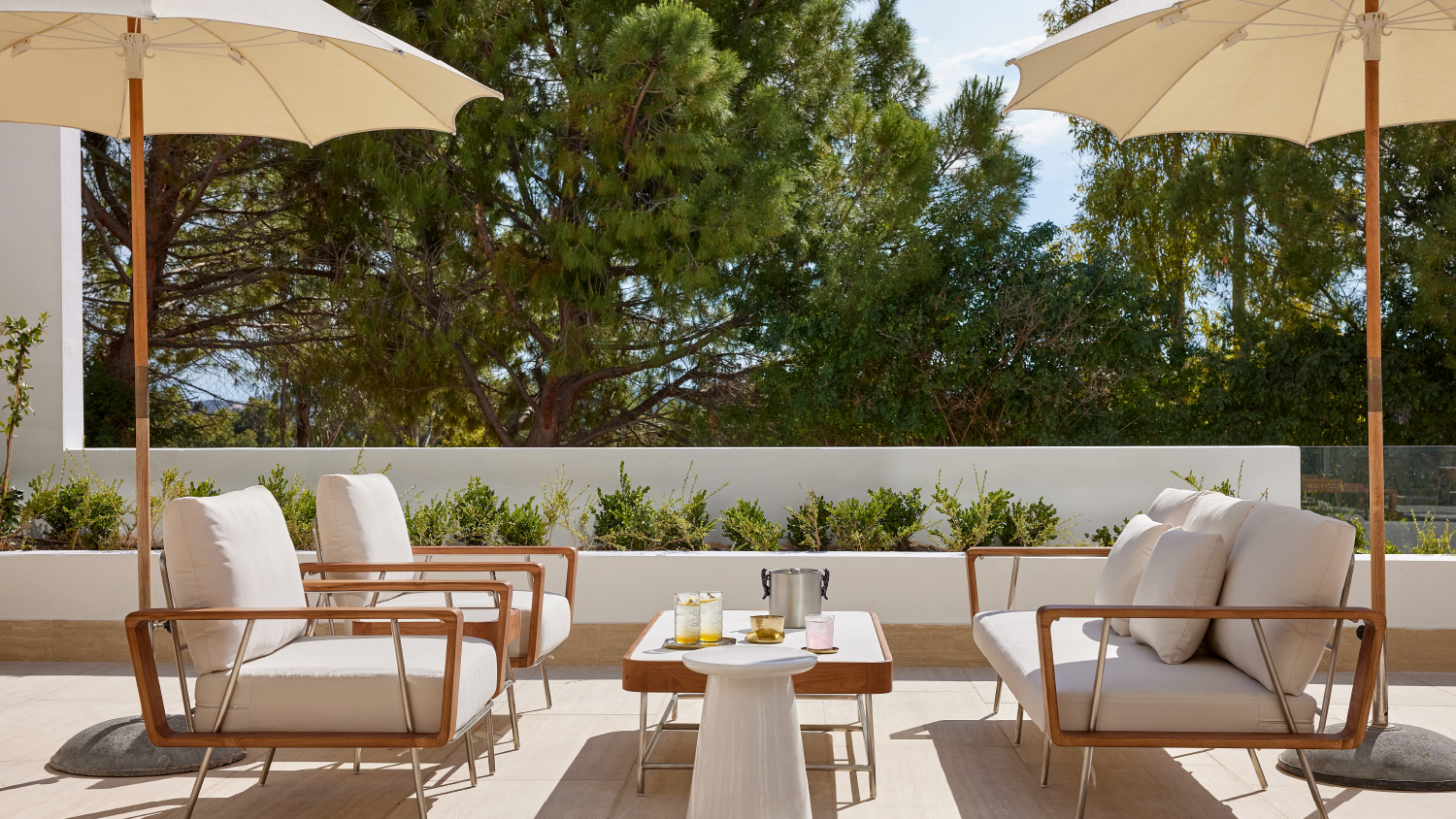 The Roc Club Vouliagmeni veranda