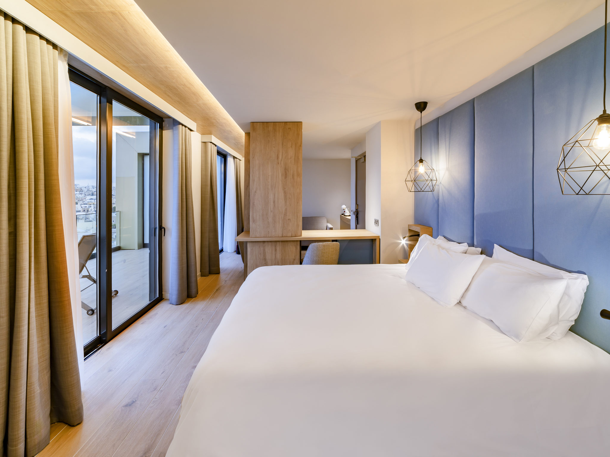 Mercure Hotel St Julian's-Superior suite.jpg