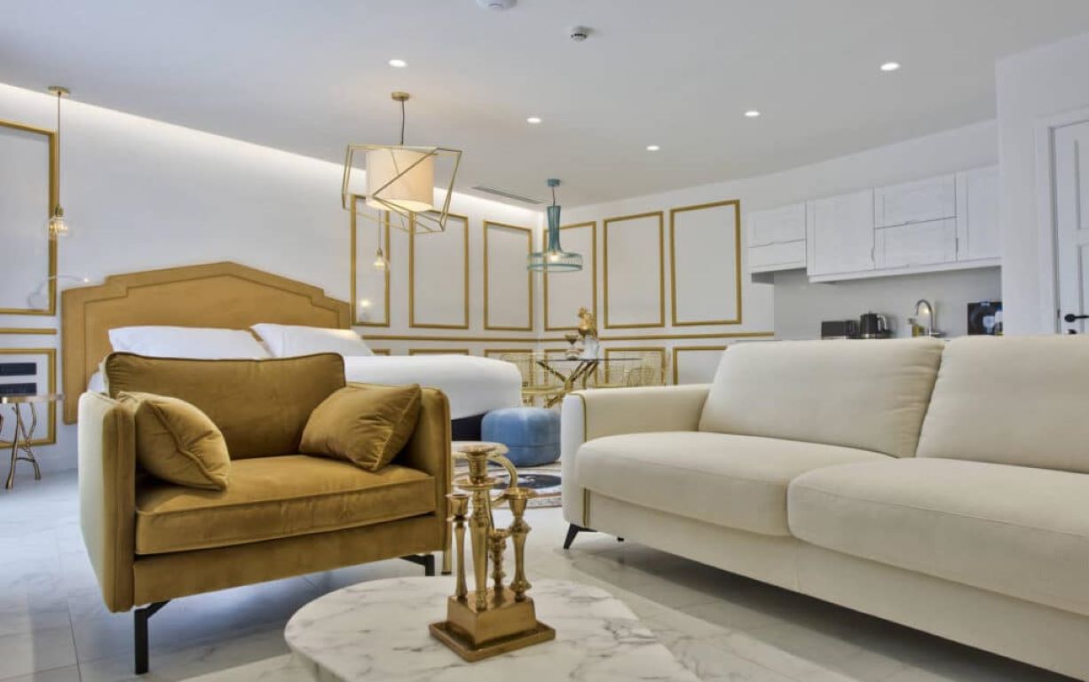 Holm Boutique and Spa-Executive suite.jpg