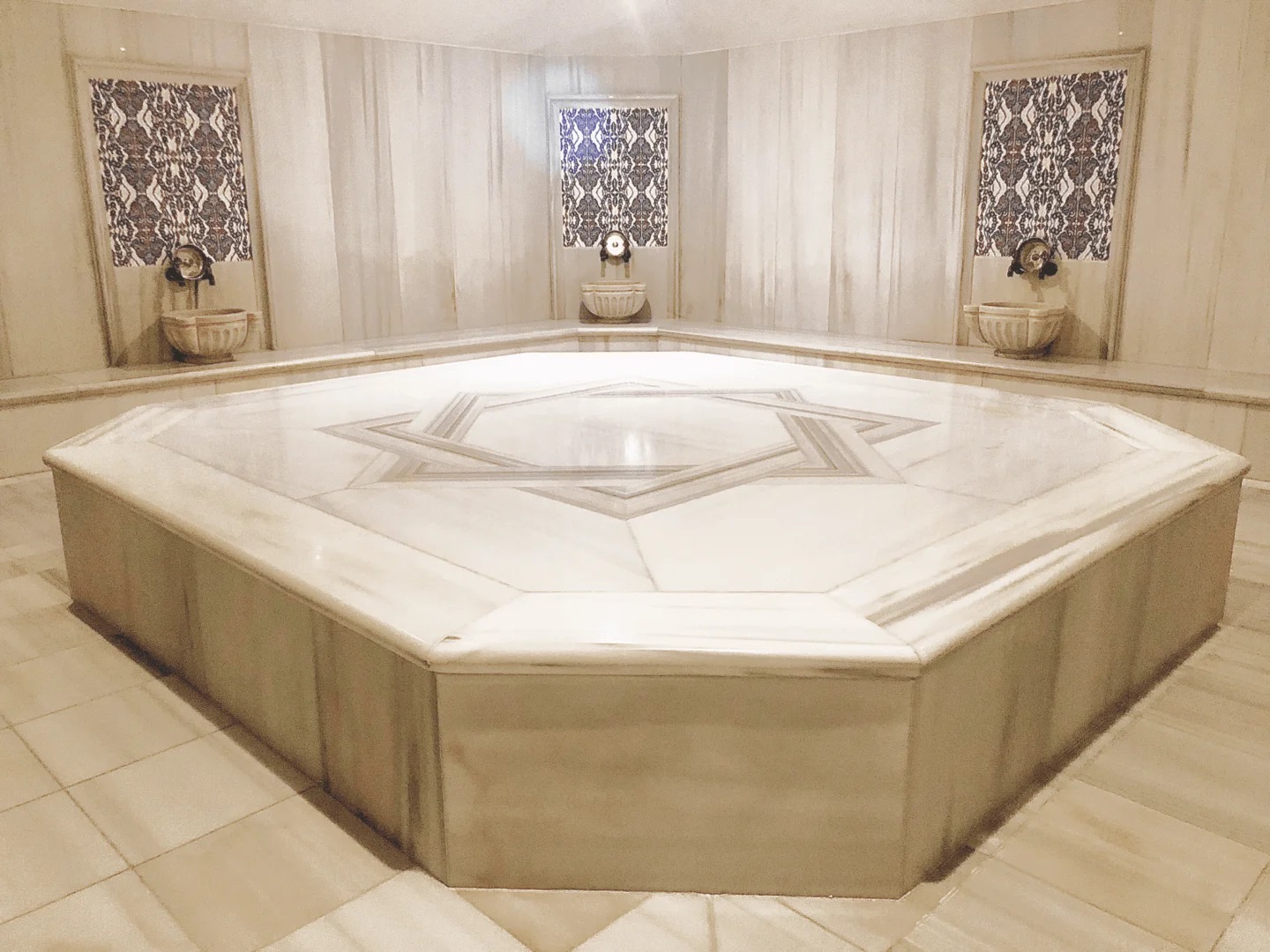 InterContinental Malta-Tursko kupatilo.jpg
