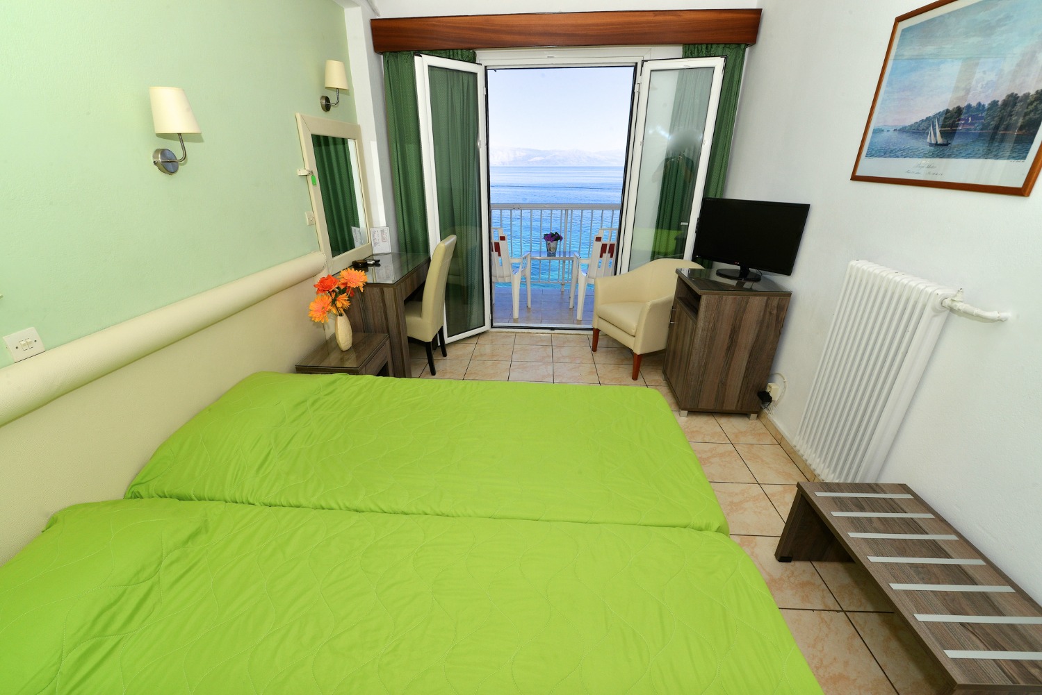 Hotel Oasis Krf main building room 1.jpg