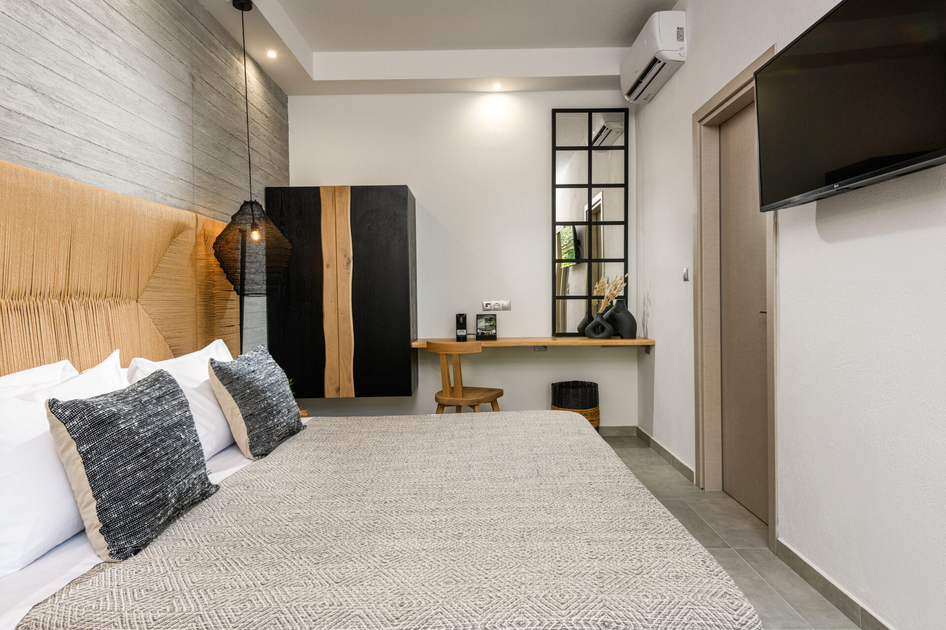 Soho Exclusive Suites superior soba.jpg
