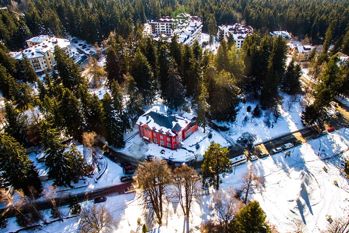 Villa Sokol-Oblast oko hotela.jpg