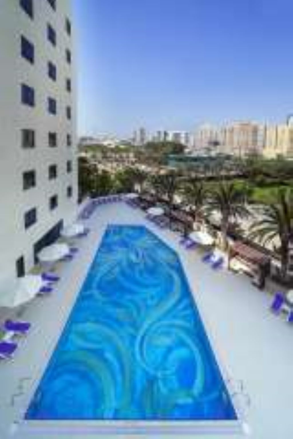 Arabian Park Dubai-Bazen.jpg