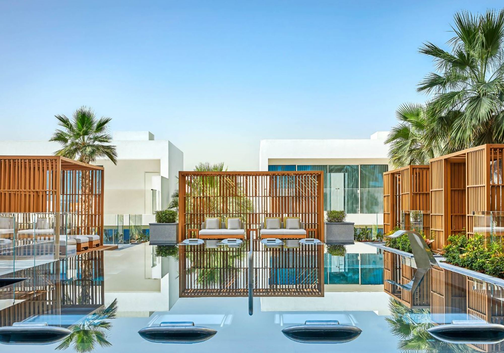 Five Palm Jumeirah-Bazen.jpg