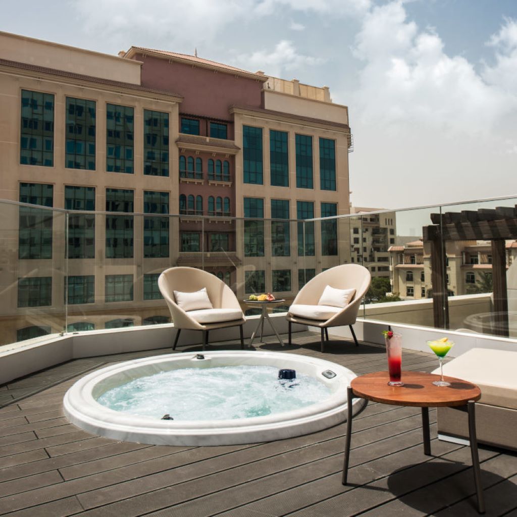 Novotel Bur Dubai-Djakuzi.jpg