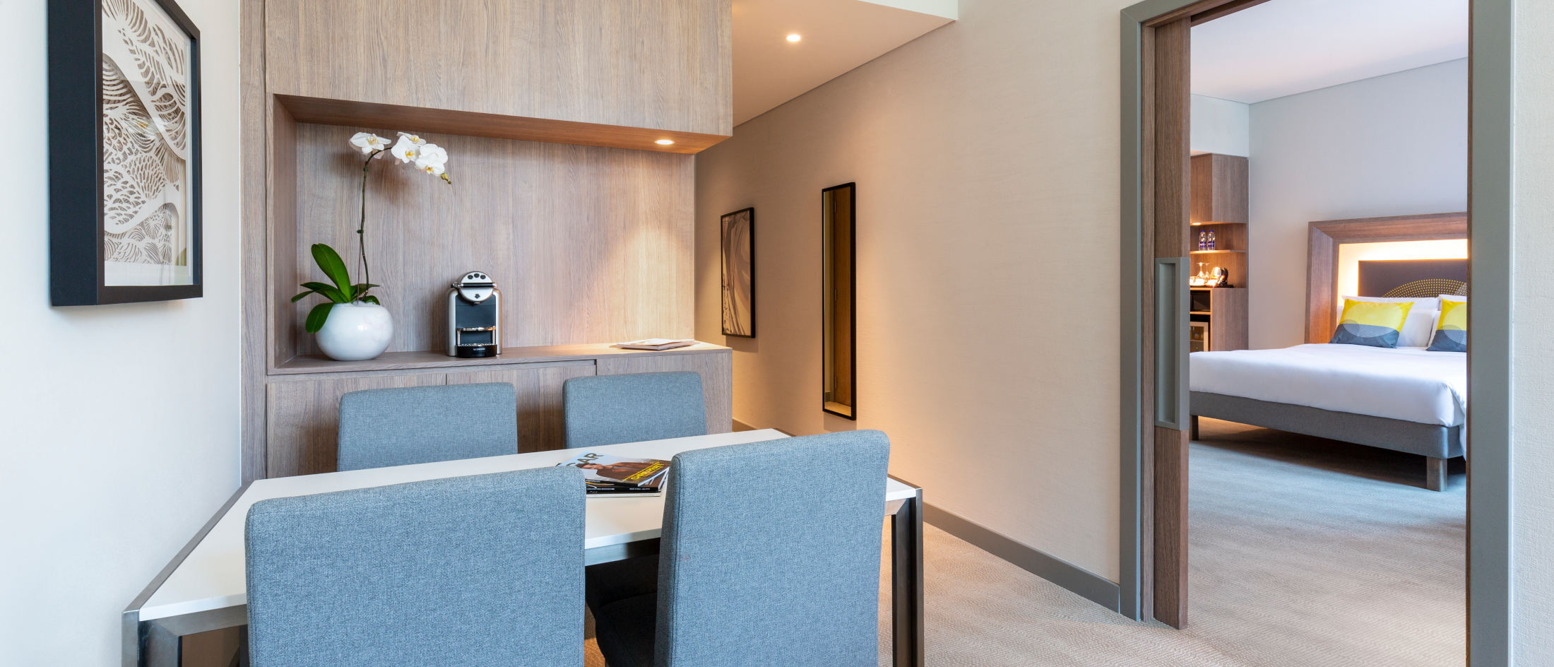 Novotel Bur Dubai-Exevucite suite.jpg