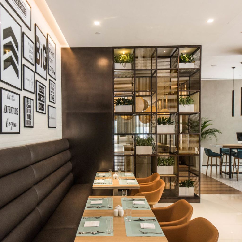 Novotel Bur Dubai-Restoran.jpg