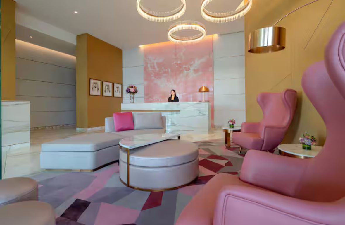 Hilton Dubai Creek Hotel & Residences-Enterijer hotela.jpg