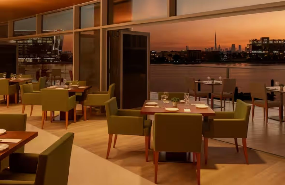 Hilton Dubai Creek Hotel & Residences-Restoran.jpg