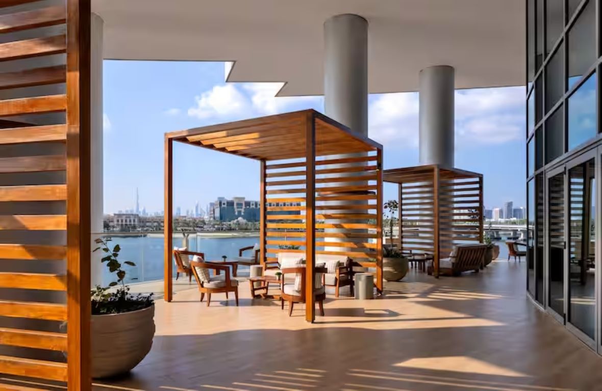 Hilton Dubai Creek Hotel & Residences-Terasa restorana.jpg
