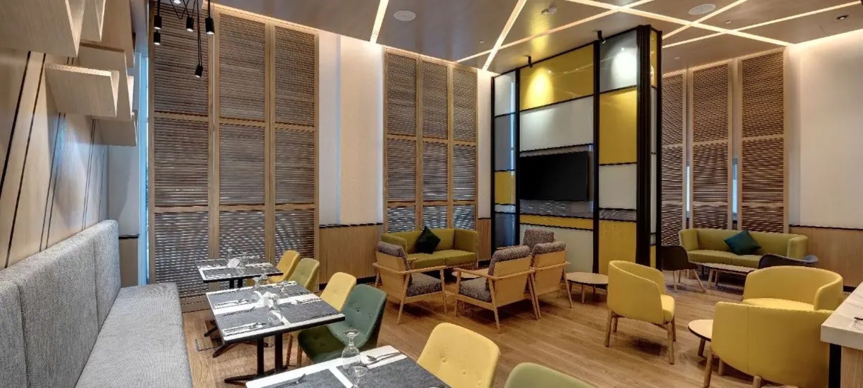 Urban Al Khoory Hotel-Glavni restoran.jpg
