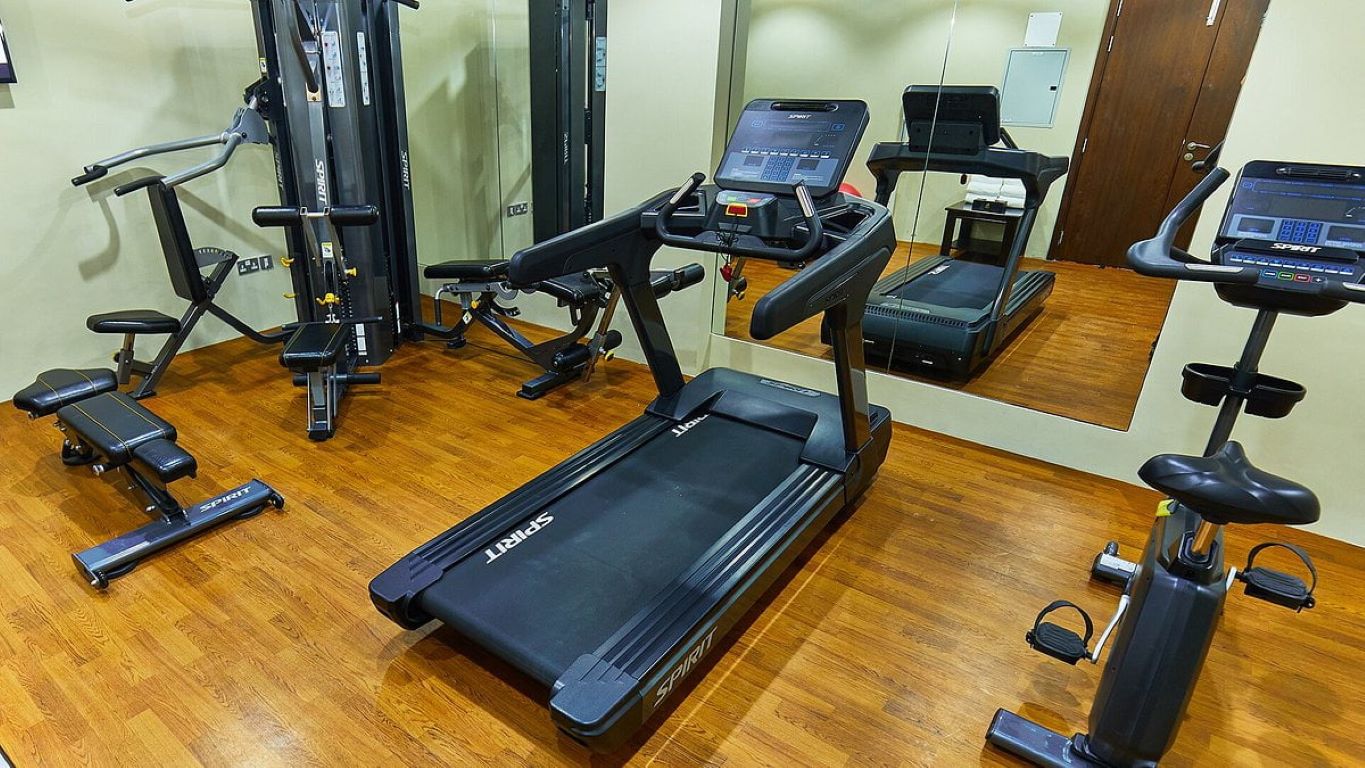 Rose Plaza Hotel Al Basrha-Teretana.jpg