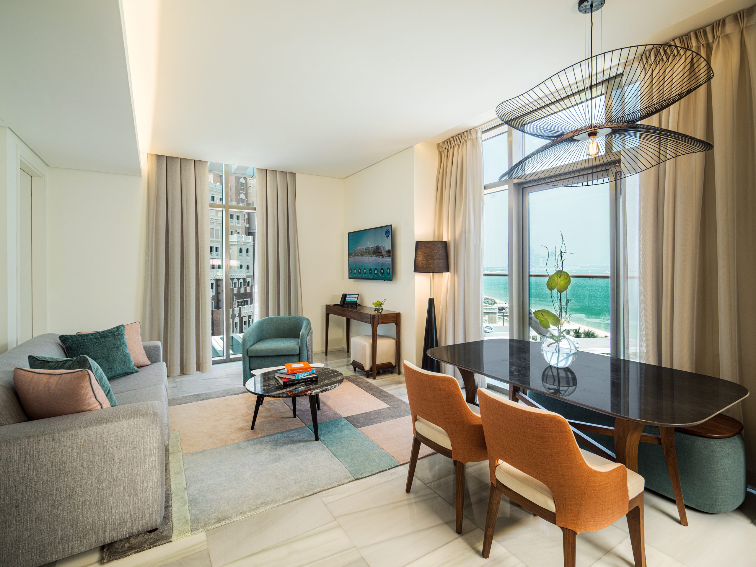 Th8 Palm Dubai-Jednosoban suite Palm.jpg