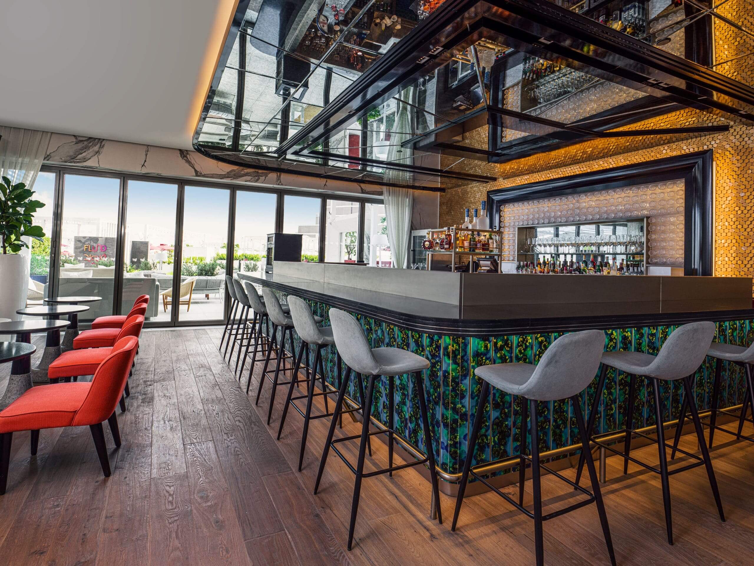 Th8 Palm Dubai-Lobby bar.jpg