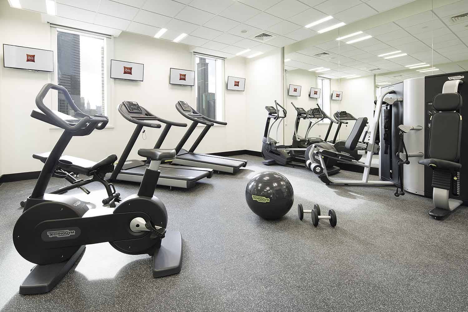 Ibis One Central Hotel-Fitnes.jpg
