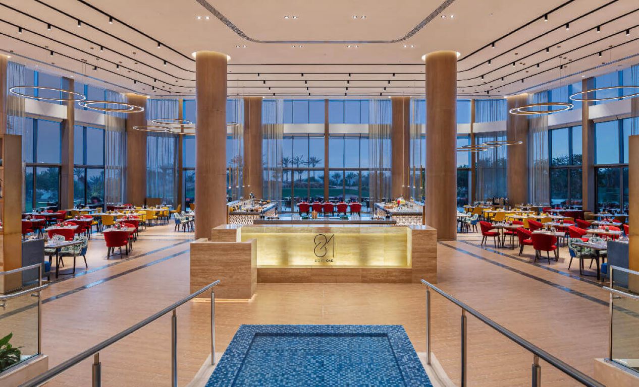 JA Palm Tree Court Hotel-Glavni restoran.jpg