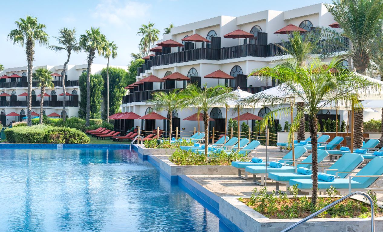 JA Palm Tree Court Hotel-Spoljasnji bazen.jpg