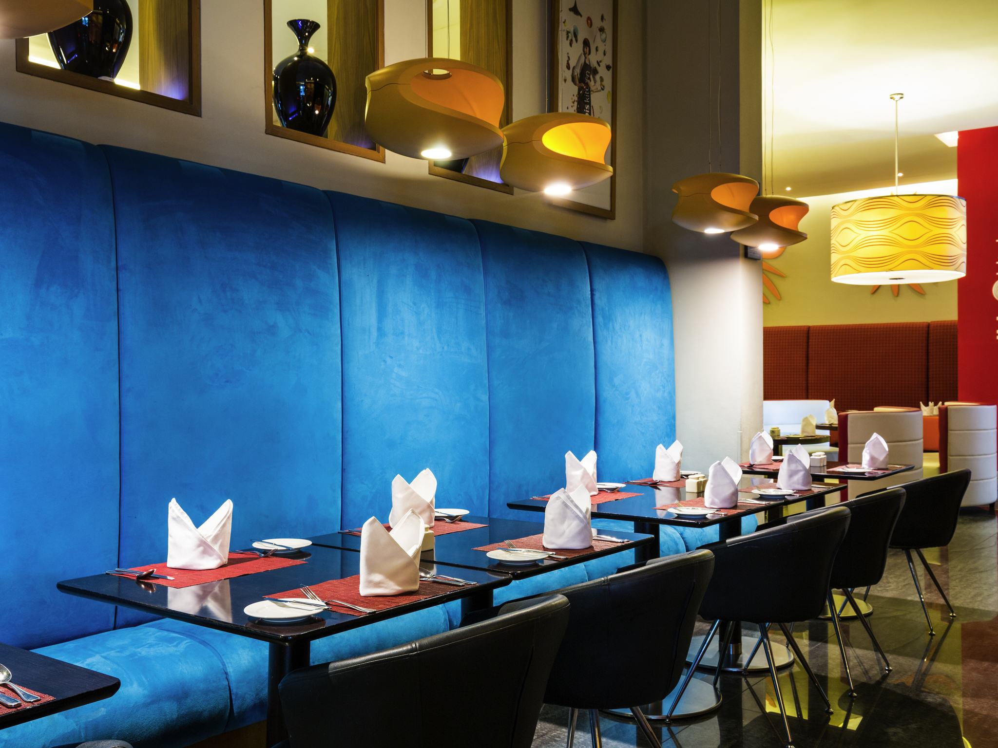 Ibis Mall Avenue Dubai-Restoran.jpg