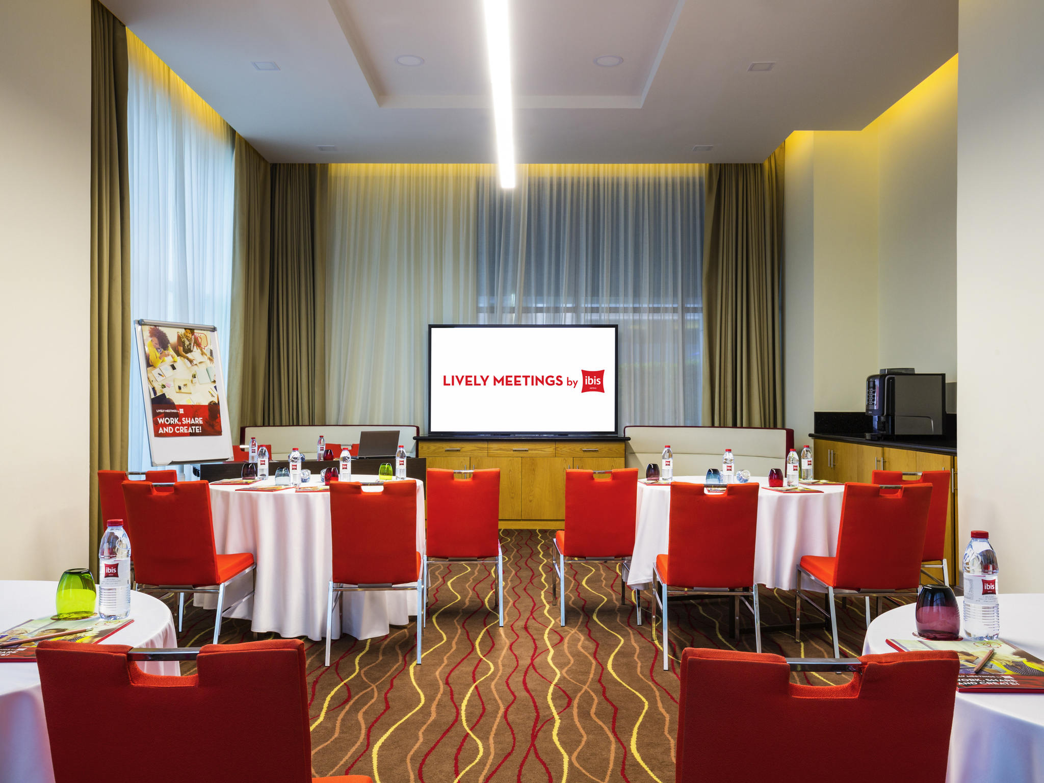 Ibis Mall Avenue Dubai-Sala za sastanke.jpg