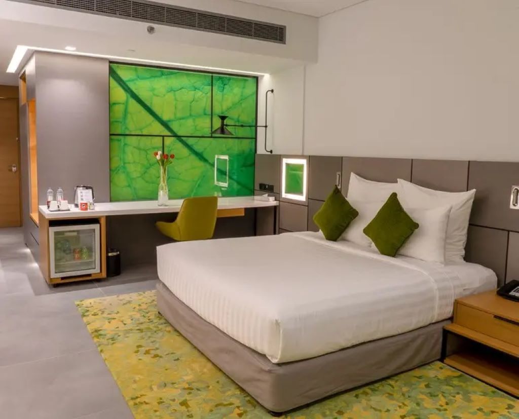 Al Khoory Courtyard Hotel-Deluxe soba.jpg