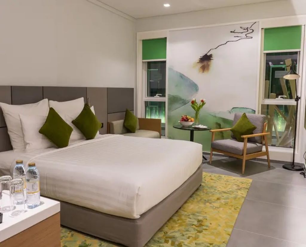 Al Khoory Courtyard Hotel-Superior soba.jpg